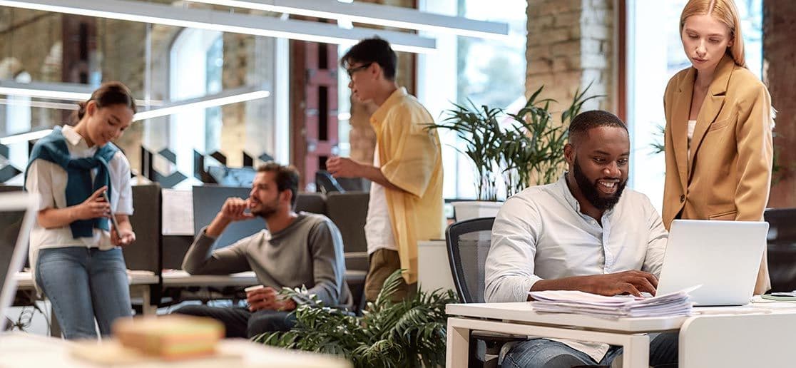 Image Insertion professionnelle en 2025 : enjeux, chiffres et perspectives