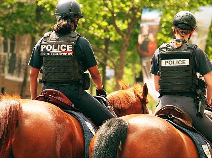 Profession Policier à cheval image